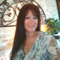 Kathy Wahl, Gri, Sfr