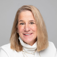 Elizabeth Leider