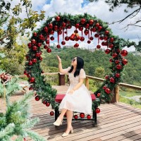 Tess Duong