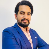 Sunil Sharma, Miet