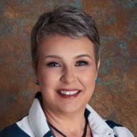 Brenda Soucy, Grad. Cert. IB, CIFFA Advanced, P.Log.