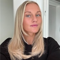 Jennifer Hallander