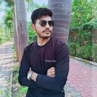 Yash Vaza