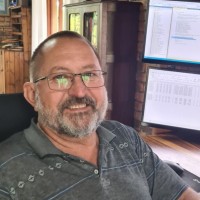 Dolf Bezuidenhout