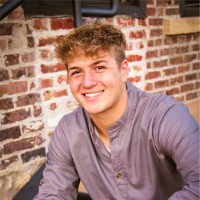 Carson Lee