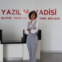 yasemin besen