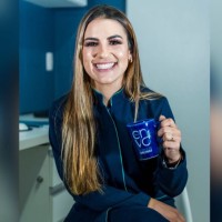 Carine Jardim Oliveira