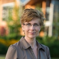 Elizabeth Rosenau