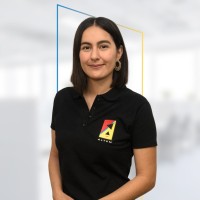 Melina Azcuénaga R