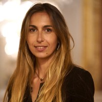 Julia Guay