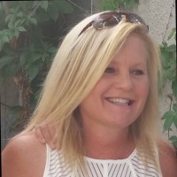 Dena Curnow