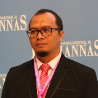 Mucharom Ahmadi