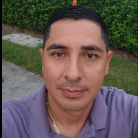 Elvis Briones