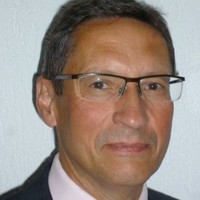 Alexander Leon