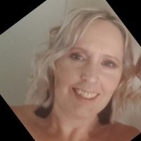 Helen Bogaart