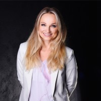 Anna R.