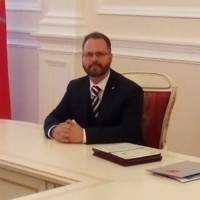 Сергей Лесин