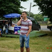 Олег Погрібний