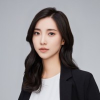 Laura Qiu