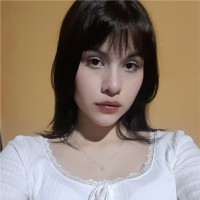 Júlia Valentim