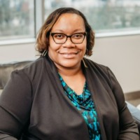 Tiffany Pearson Cac, Capo