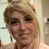 Carly R