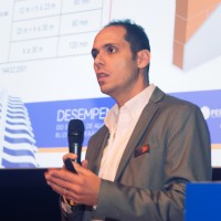 Me. Constantino Bueno Frollini.'.