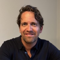 Vincent Bakker