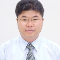 Mr Lee