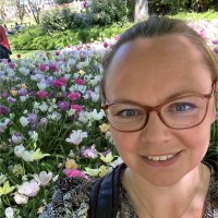 Sonja Van Den Akker