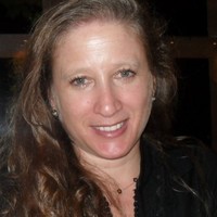 Andrea Schonhaut Bleiweiss