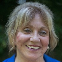 Eileen Derr