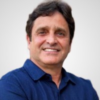 HELTOM MUZZI MARTINS