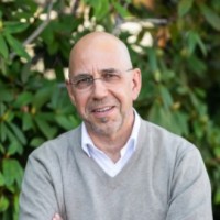 Uwe Lüthin