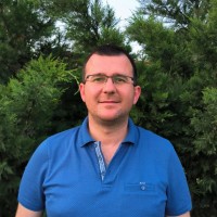 Hüseyi̇n Undefined