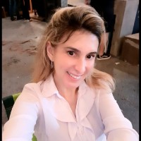 Flavia Menezes