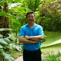 黄卫平