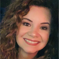 Adriana Dias