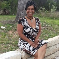 Robinson Yvette