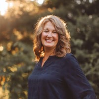Nancy Schouveller