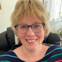 Carolyne Barber