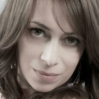 Lucia B