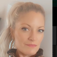 Shelly Andrews