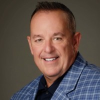 Bruce Ayers