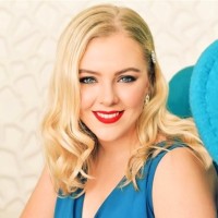 Nicole Davey