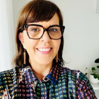 Elissa Bates