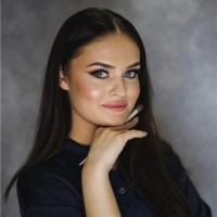 Claudia L.