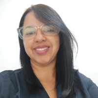 Angela Lira