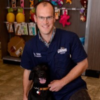 Victor Kernaleguen, DVM