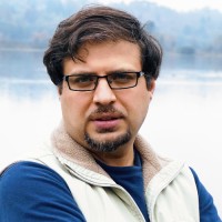 Hossein Ayouqi